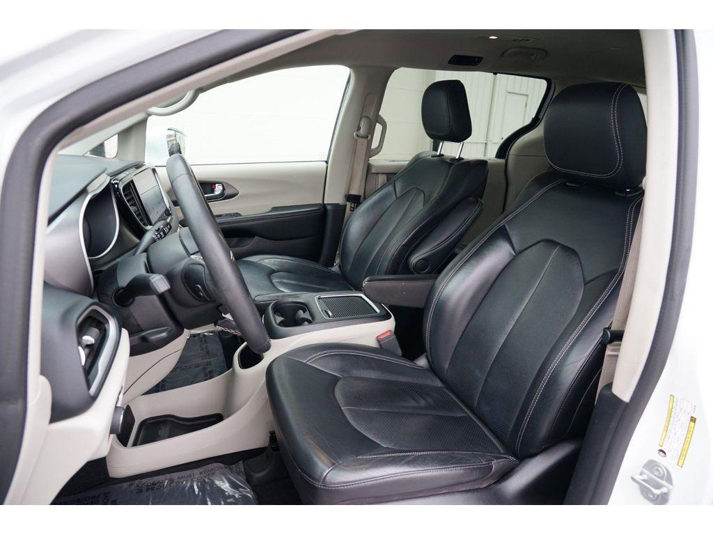 used 2022 Chrysler Pacifica car, priced at $23,999