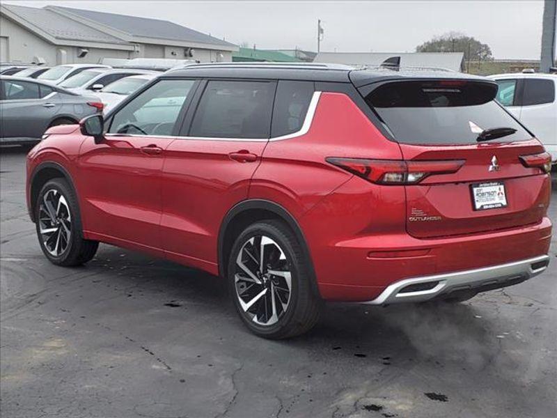 new 2024 Mitsubishi Outlander car, priced at $39,550