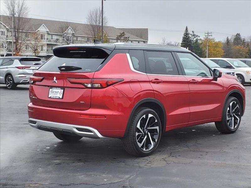 new 2024 Mitsubishi Outlander car, priced at $39,550