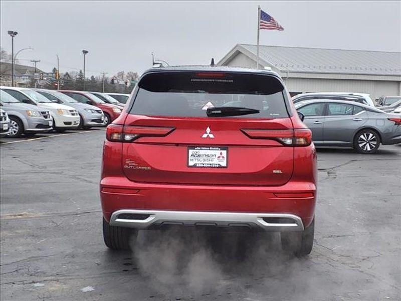 new 2024 Mitsubishi Outlander car, priced at $39,550