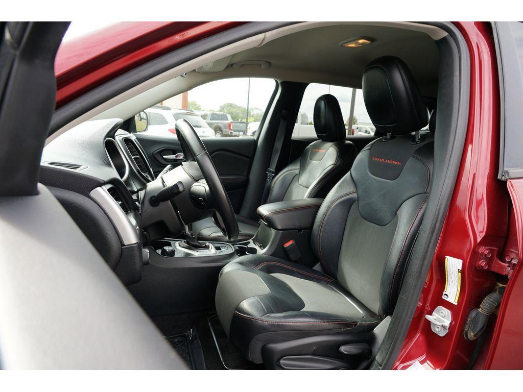 used 2016 Jeep Cherokee car, priced at $16,999