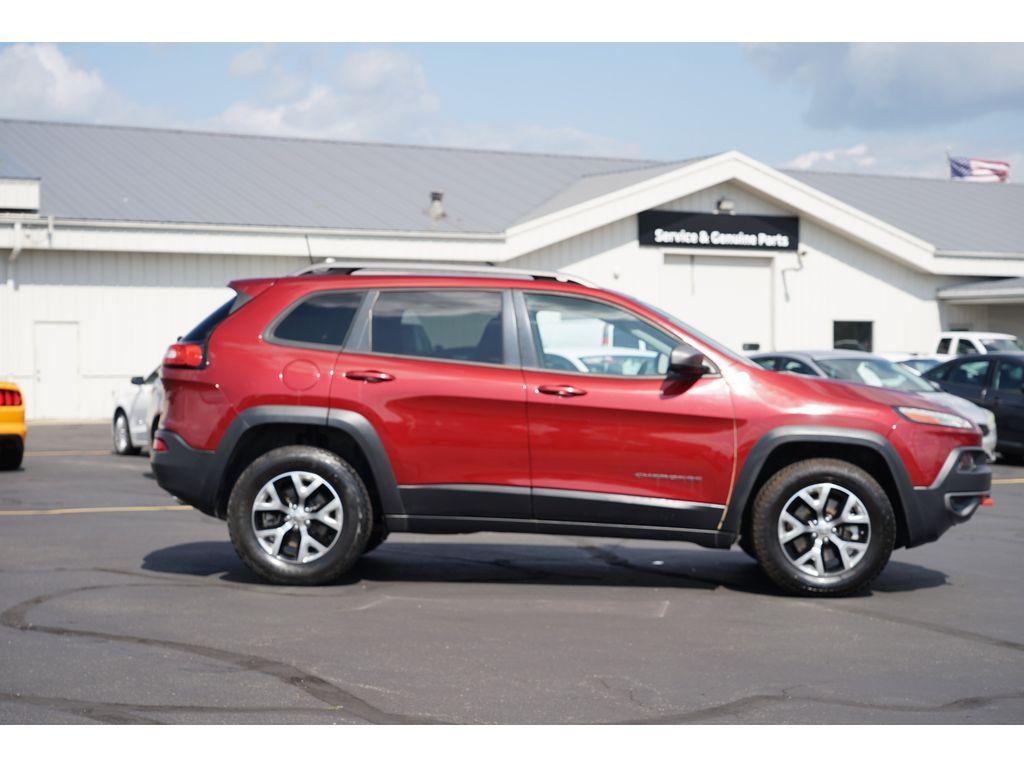 used 2016 Jeep Cherokee car, priced at $16,999