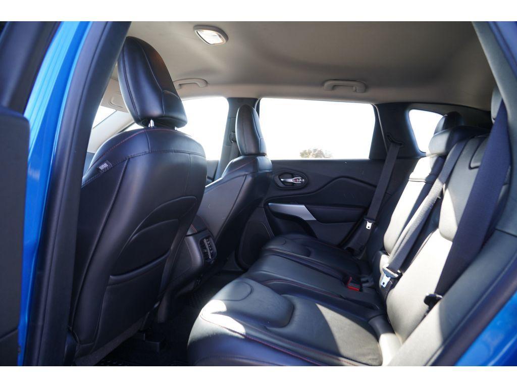 used 2018 Jeep Cherokee car, priced at $14,499