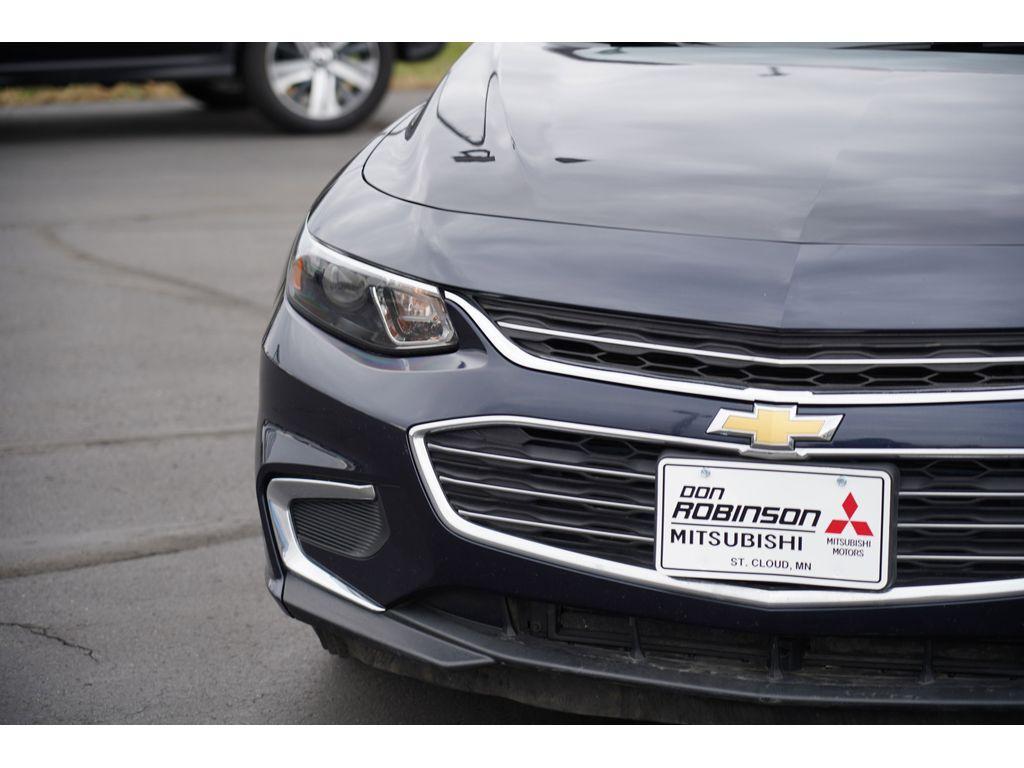 used 2017 Chevrolet Malibu car, priced at $14,999