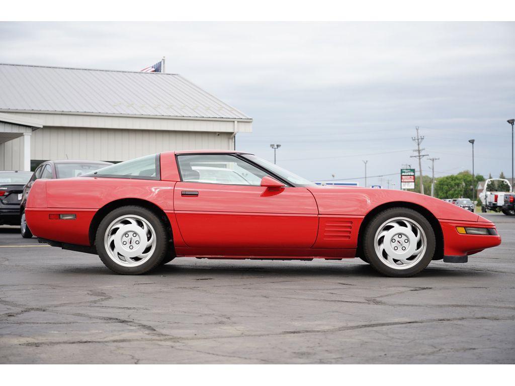 used 1992 Chevrolet Corvette car, priced at $13,999