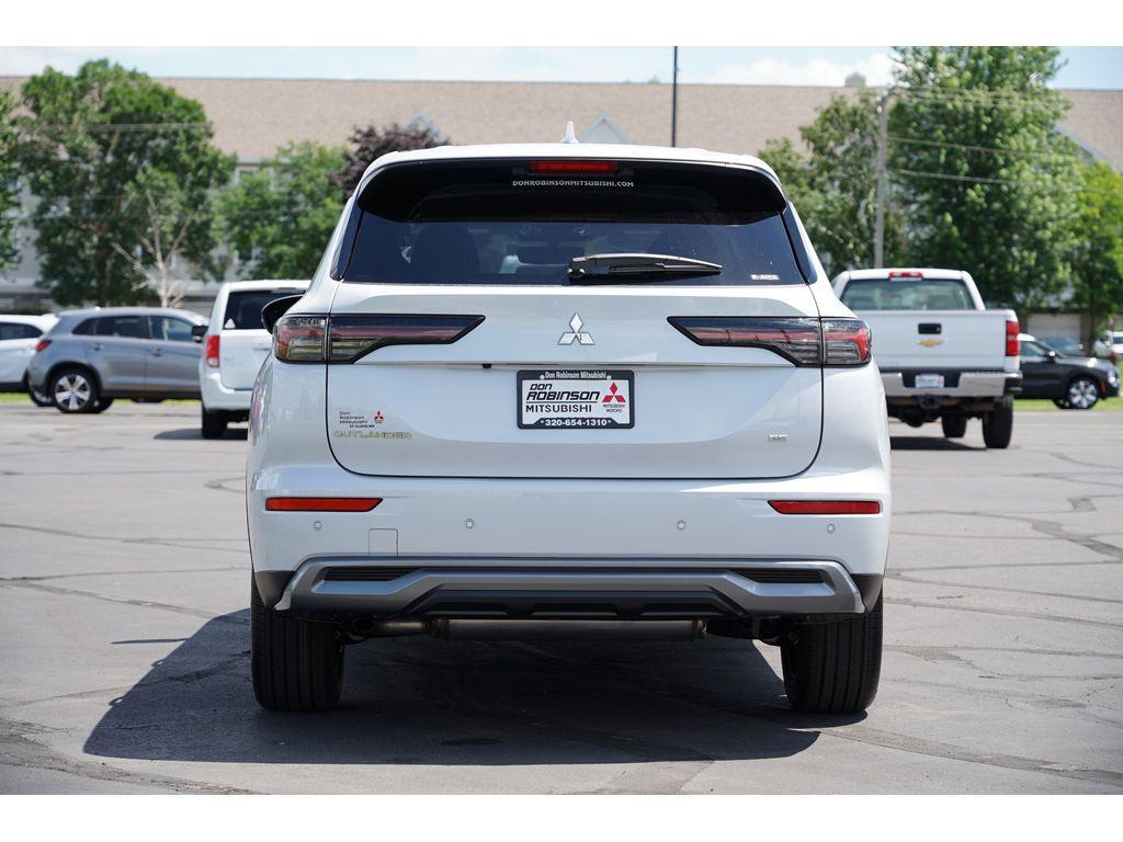 new 2025 Mitsubishi Outlander car, priced at $35,669