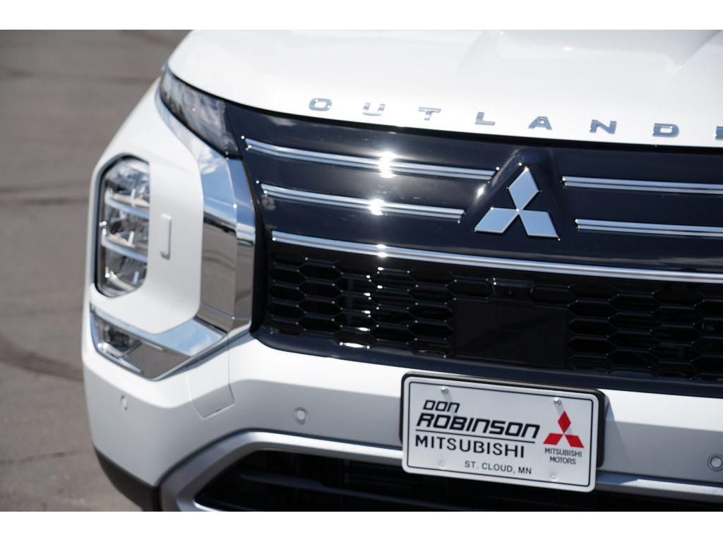 new 2025 Mitsubishi Outlander car, priced at $35,669