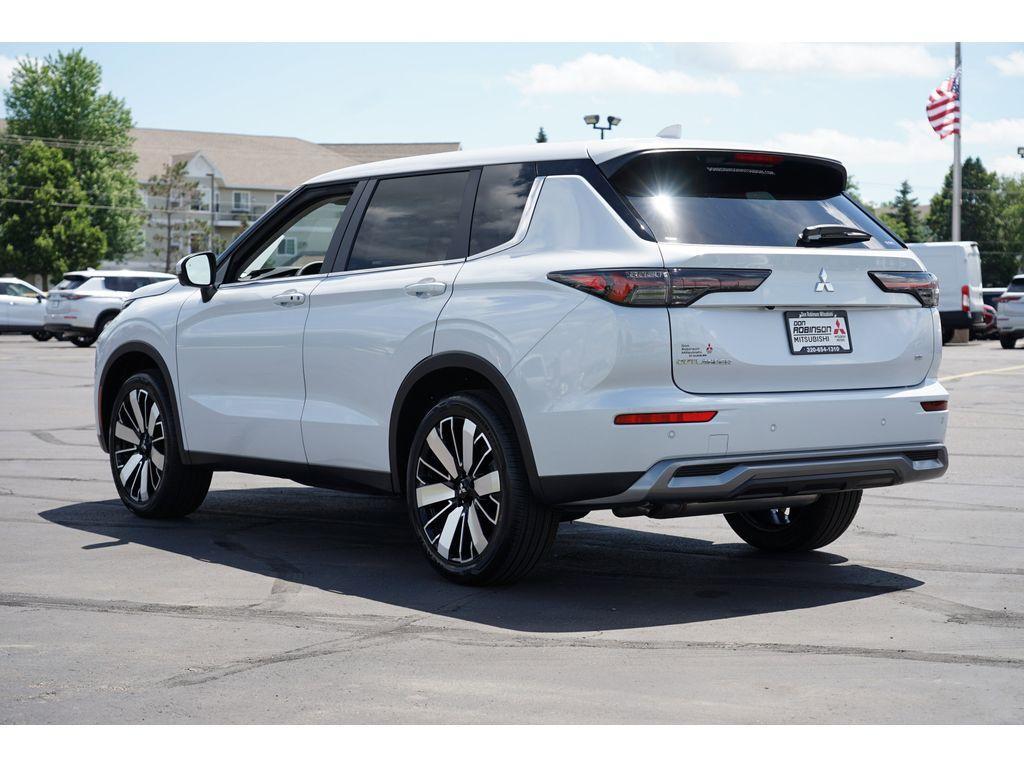 new 2025 Mitsubishi Outlander car, priced at $35,669