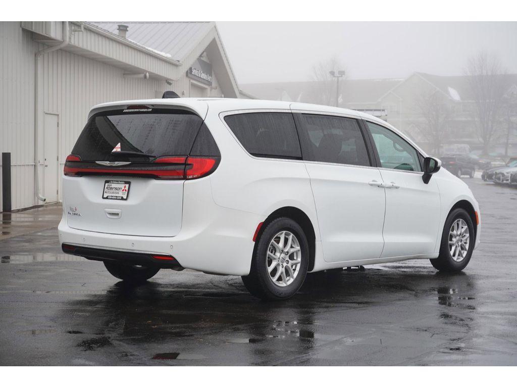 used 2023 Chrysler Pacifica car, priced at $26,999