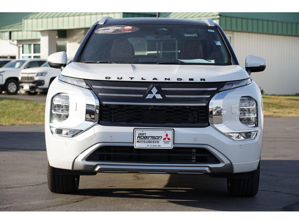 new 2025 Mitsubishi Outlander car, priced at $41,127