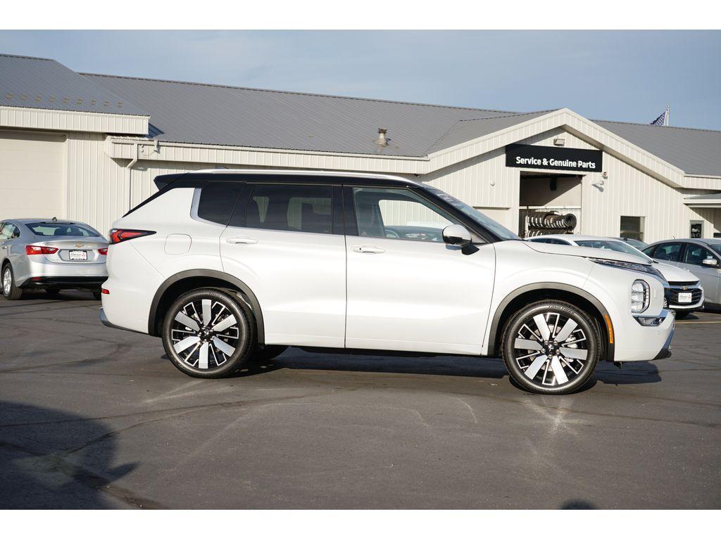 new 2025 Mitsubishi Outlander car, priced at $41,127