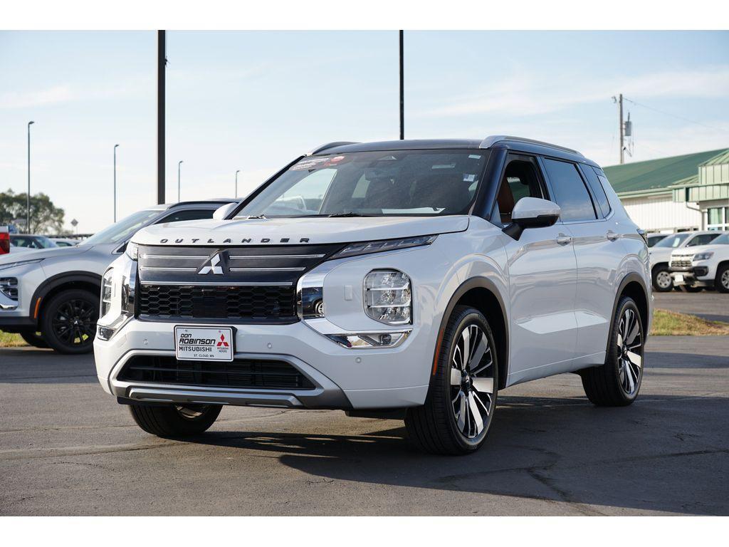 new 2025 Mitsubishi Outlander car, priced at $41,127