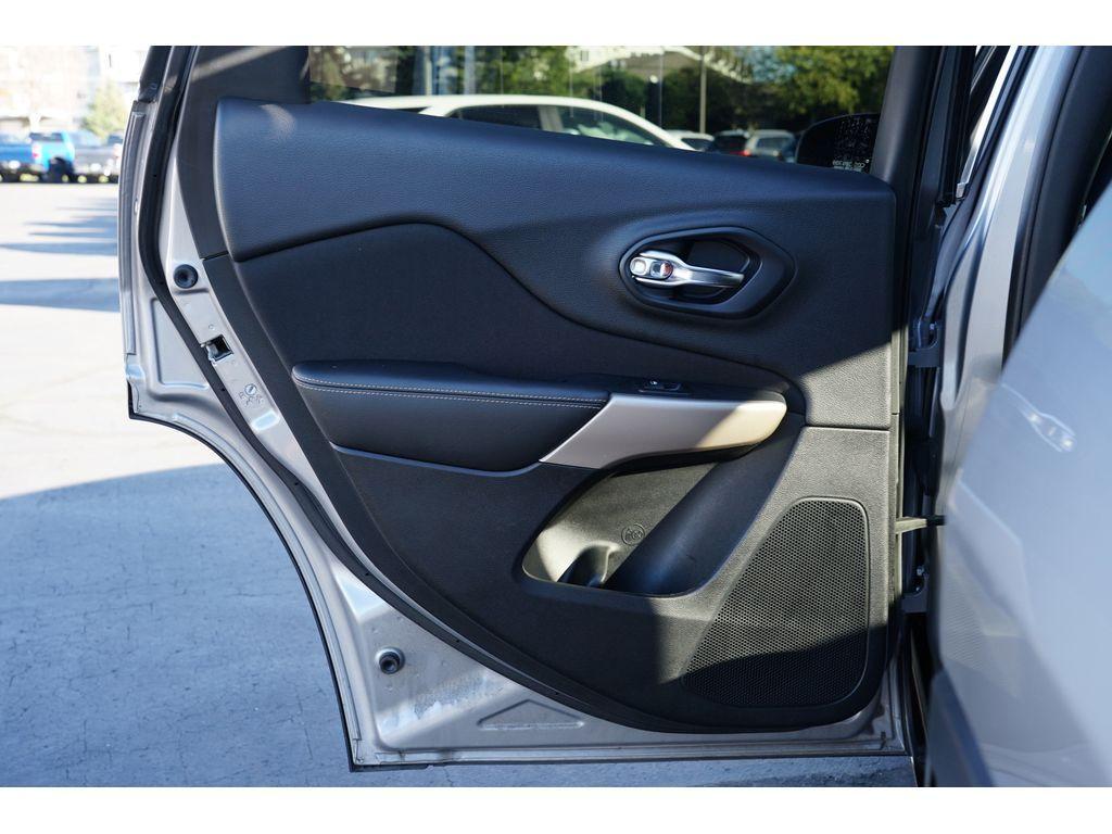 used 2017 Jeep Cherokee car, priced at $12,999
