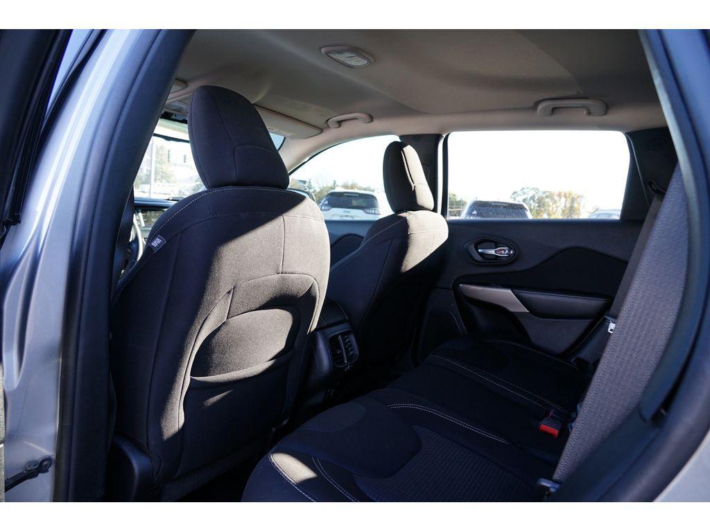 used 2017 Jeep Cherokee car, priced at $12,999