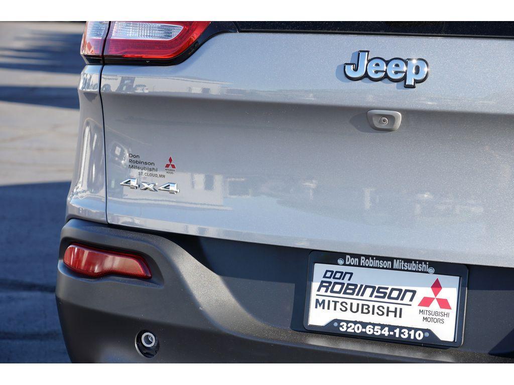 used 2017 Jeep Cherokee car, priced at $12,999