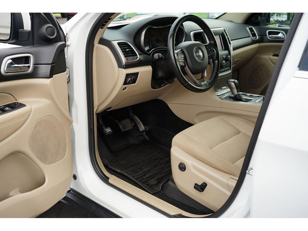 used 2020 Jeep Grand Cherokee car, priced at $20,999