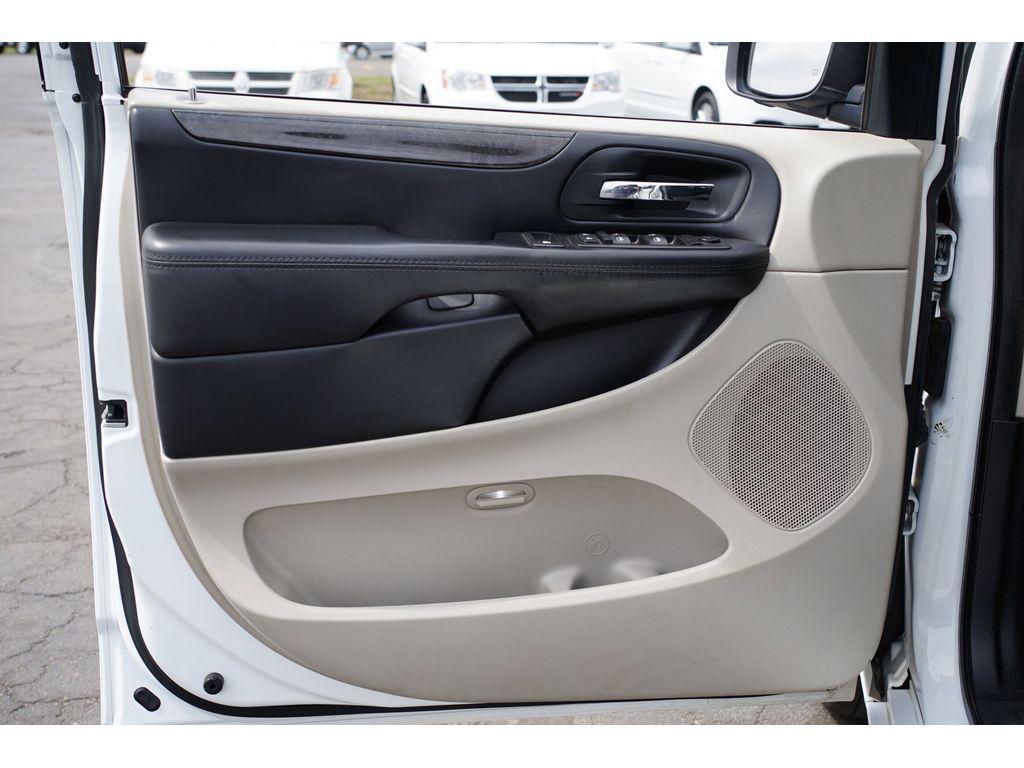 used 2016 Dodge Grand Caravan car, priced at $18,999