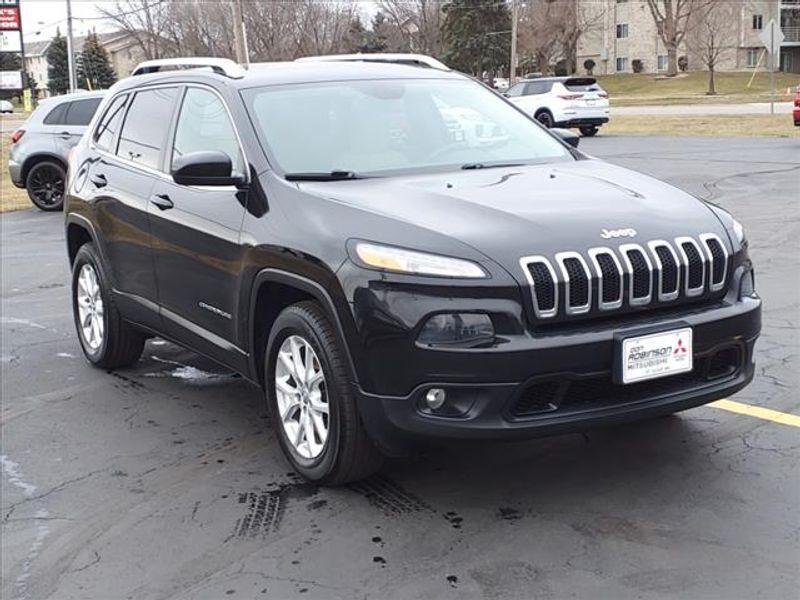 used 2015 Jeep Cherokee car, priced at $10,999