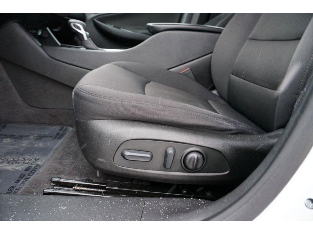 used 2022 Chevrolet Malibu car, priced at $18,499