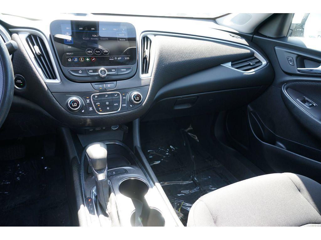 used 2022 Chevrolet Malibu car, priced at $18,499