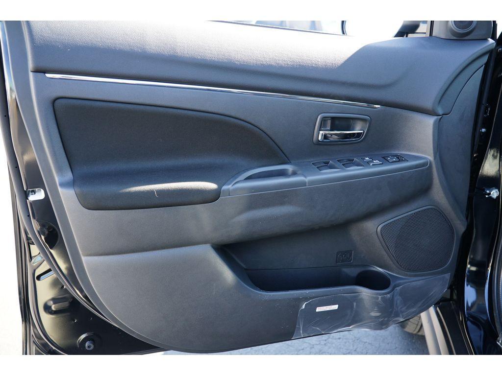 new 2025 Mitsubishi Outlander Sport car, priced at $24,913