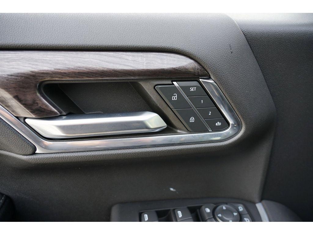 used 2023 Chevrolet Silverado 1500 car, priced at $47,999