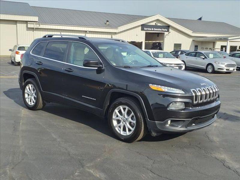 used 2015 Jeep Cherokee car, priced at $10,499