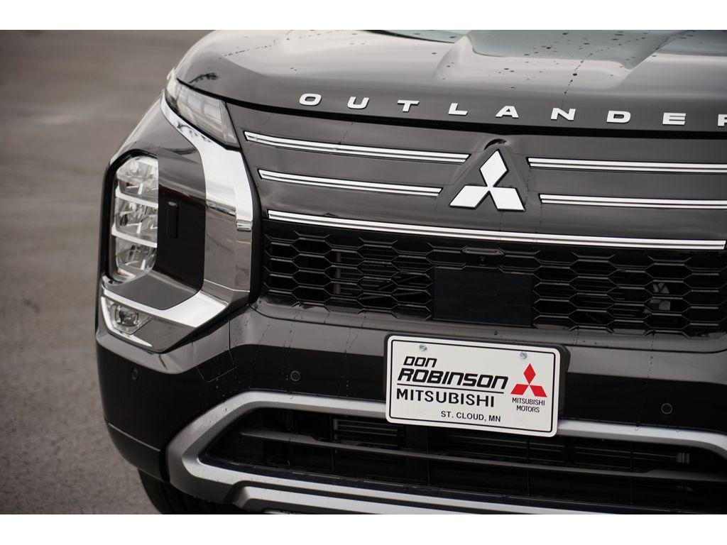 new 2025 Mitsubishi Outlander car, priced at $43,578