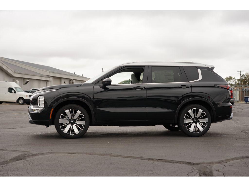 new 2025 Mitsubishi Outlander car, priced at $43,578