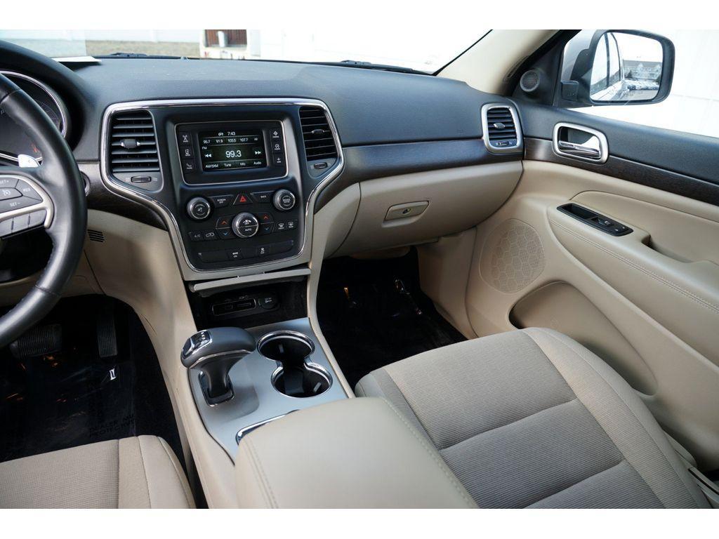 used 2015 Jeep Grand Cherokee car, priced at $16,999