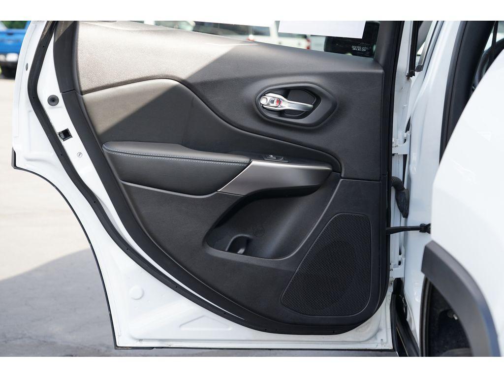 used 2020 Jeep Cherokee car, priced at $17,999