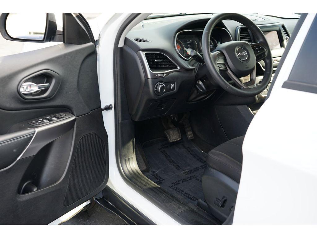 used 2020 Jeep Cherokee car, priced at $17,999