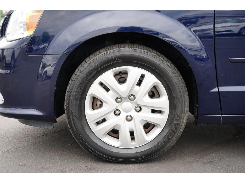 used 2016 Dodge Grand Caravan car, priced at $20,999