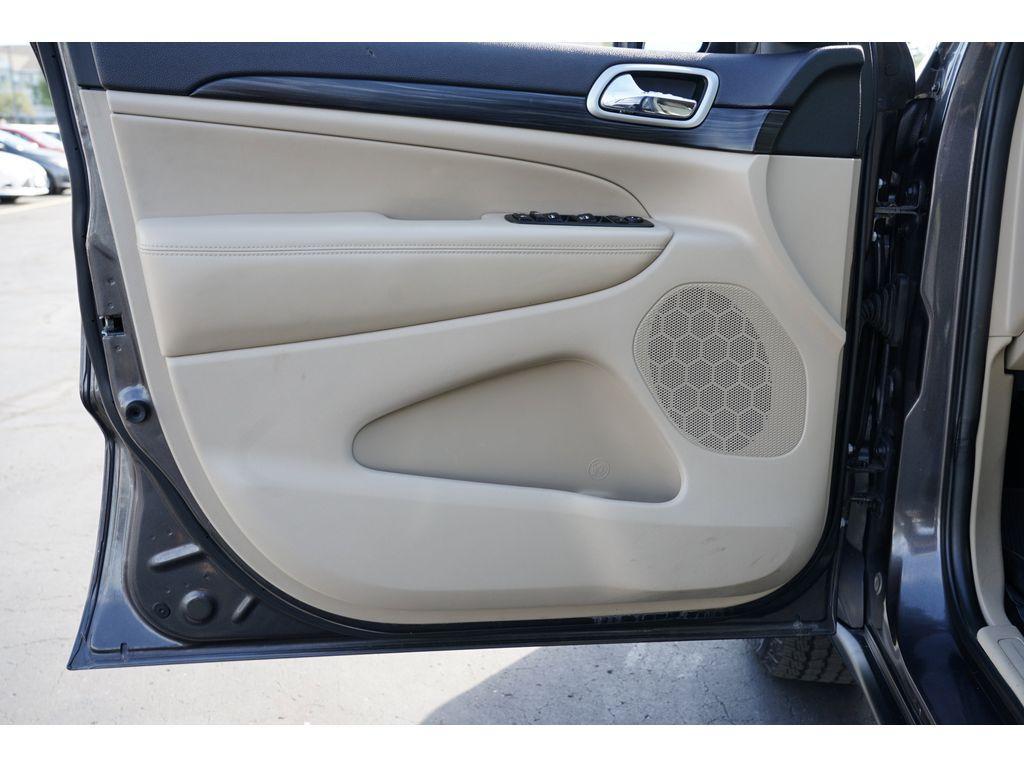 used 2019 Jeep Grand Cherokee car, priced at $18,999