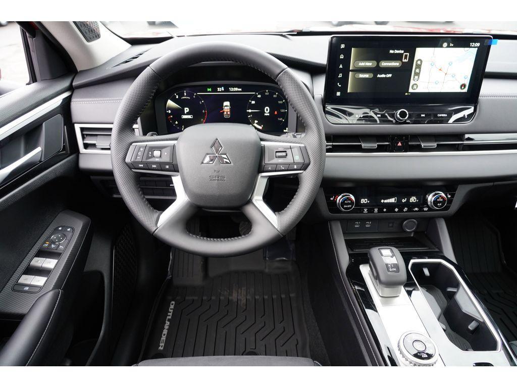 new 2025 Mitsubishi Outlander car, priced at $36,712