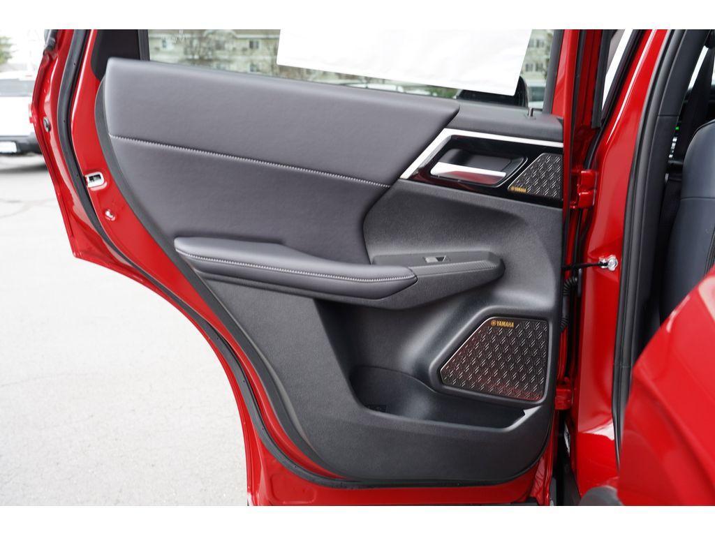 new 2025 Mitsubishi Outlander car, priced at $36,712