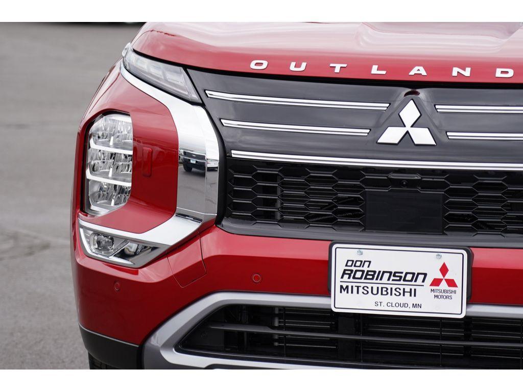 new 2025 Mitsubishi Outlander car, priced at $36,712
