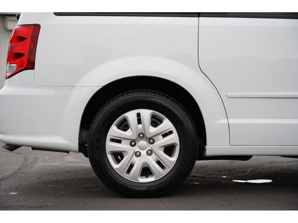 used 2016 Dodge Grand Caravan car, priced at $18,999