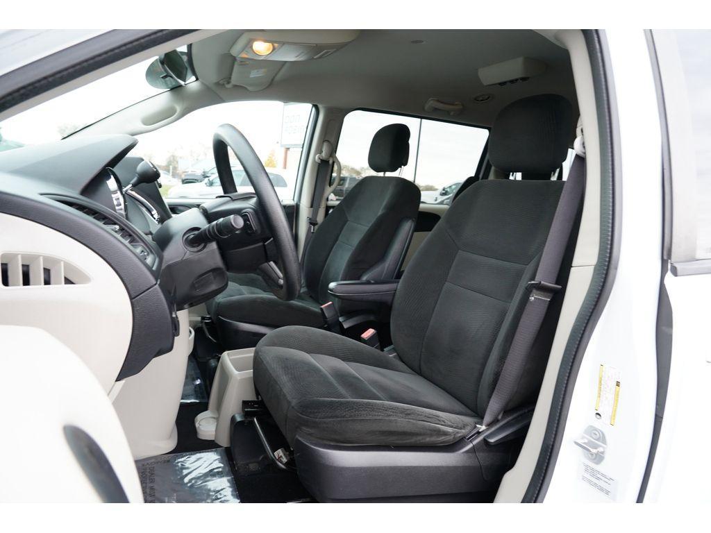 used 2016 Dodge Grand Caravan car, priced at $18,999