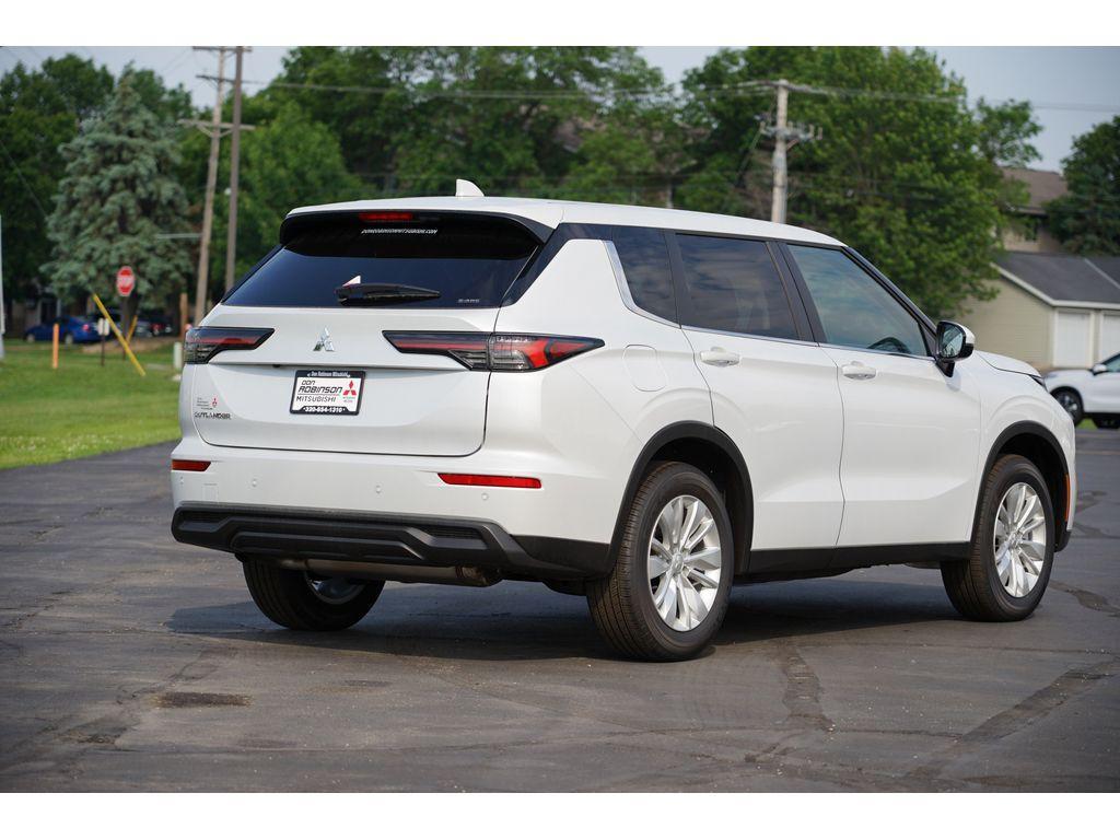 new 2025 Mitsubishi Outlander car, priced at $32,242