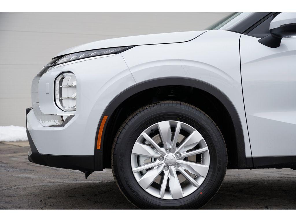 new 2025 Mitsubishi Outlander car, priced at $32,242