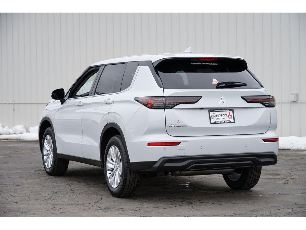 new 2025 Mitsubishi Outlander car, priced at $32,242