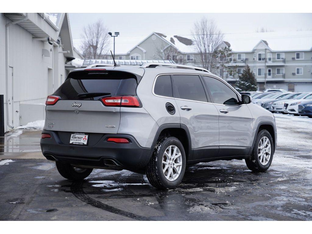 used 2016 Jeep Cherokee car, priced at $10,499