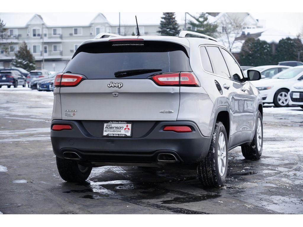 used 2016 Jeep Cherokee car, priced at $10,499