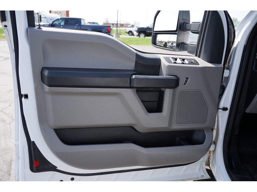 used 2020 Ford F-150 car, priced at $22,999