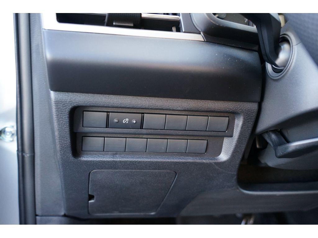 new 2025 Mitsubishi Outlander car, priced at $30,112