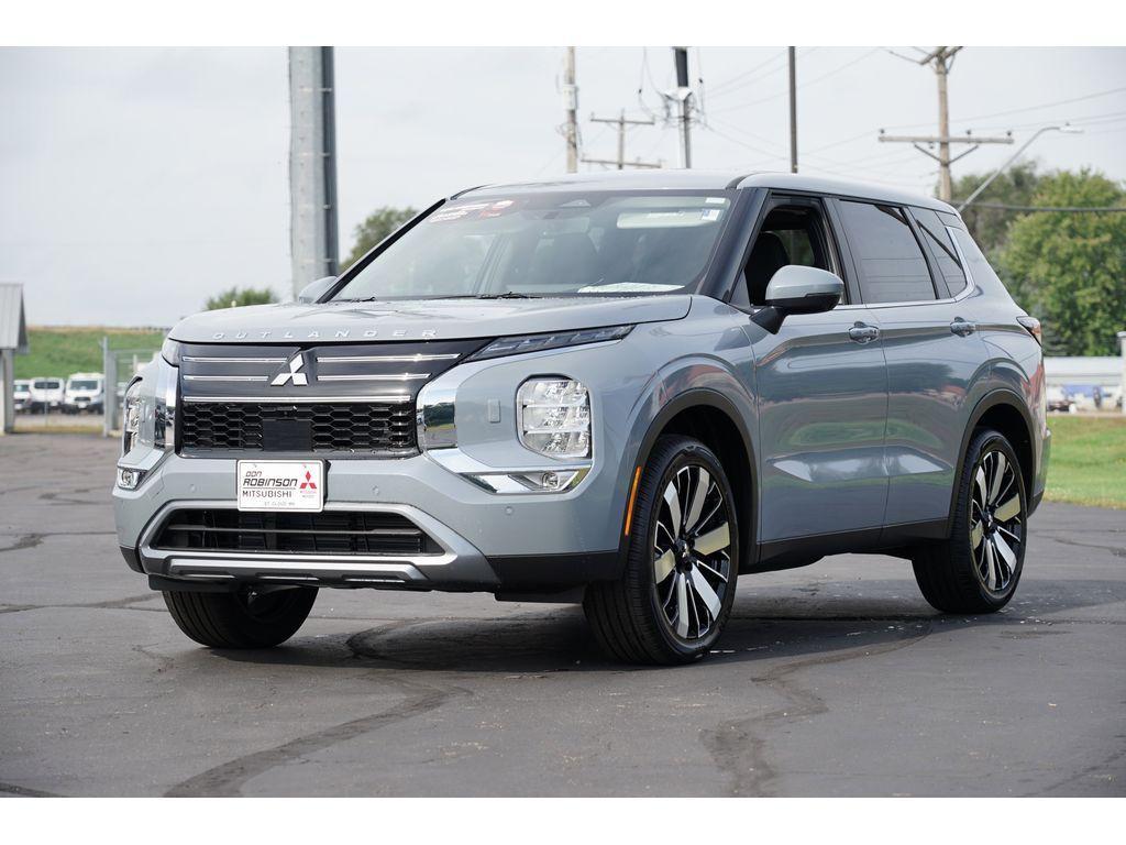 new 2025 Mitsubishi Outlander car