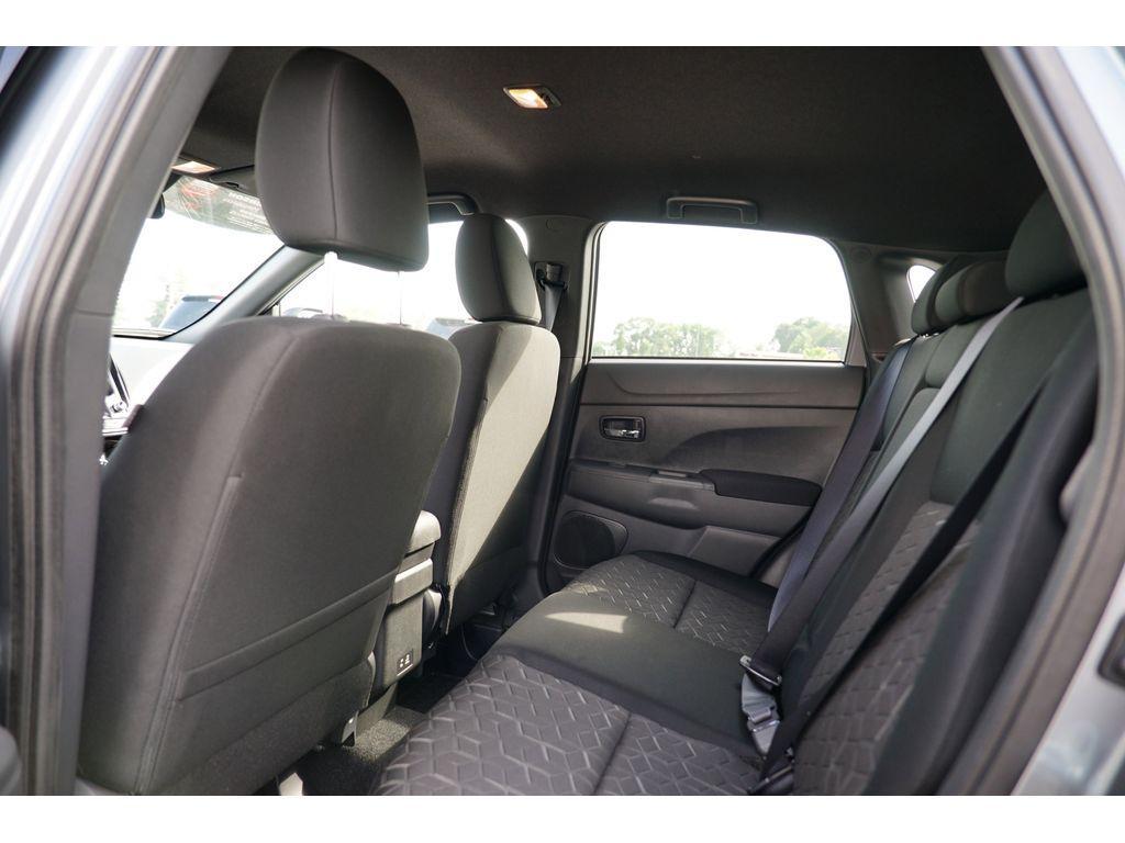 new 2025 Mitsubishi Outlander Sport car