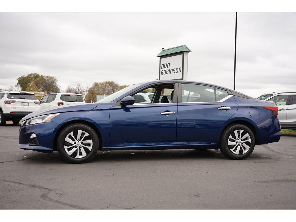 used 2020 Nissan Altima car, priced at $15,999