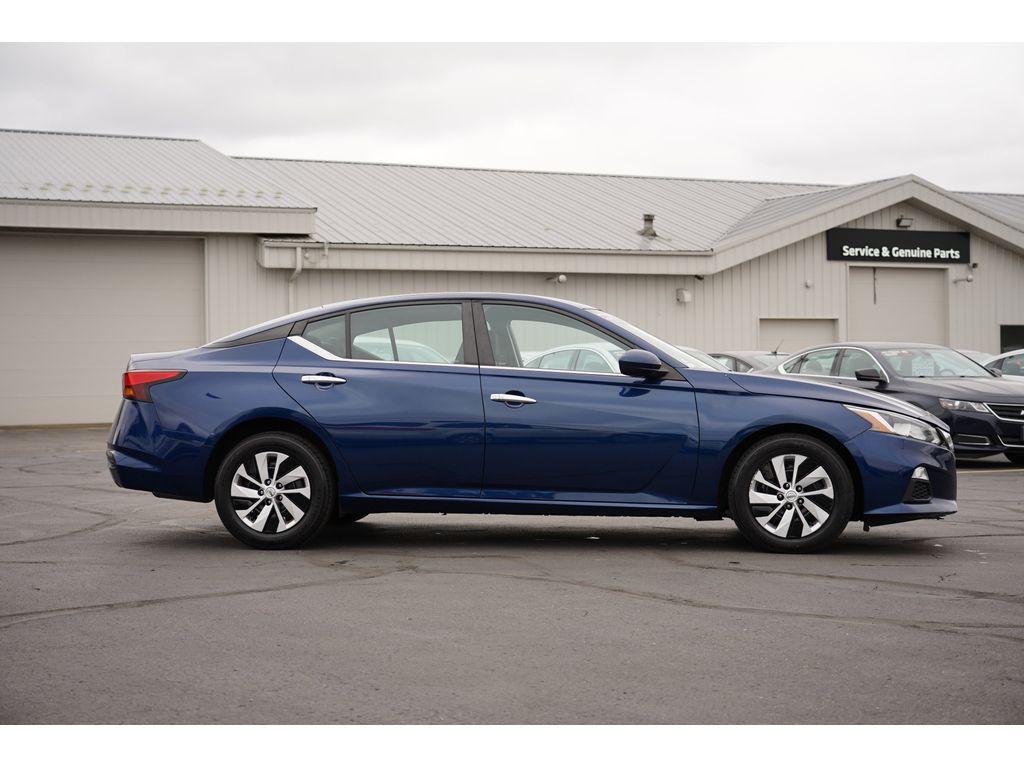 used 2020 Nissan Altima car, priced at $15,999